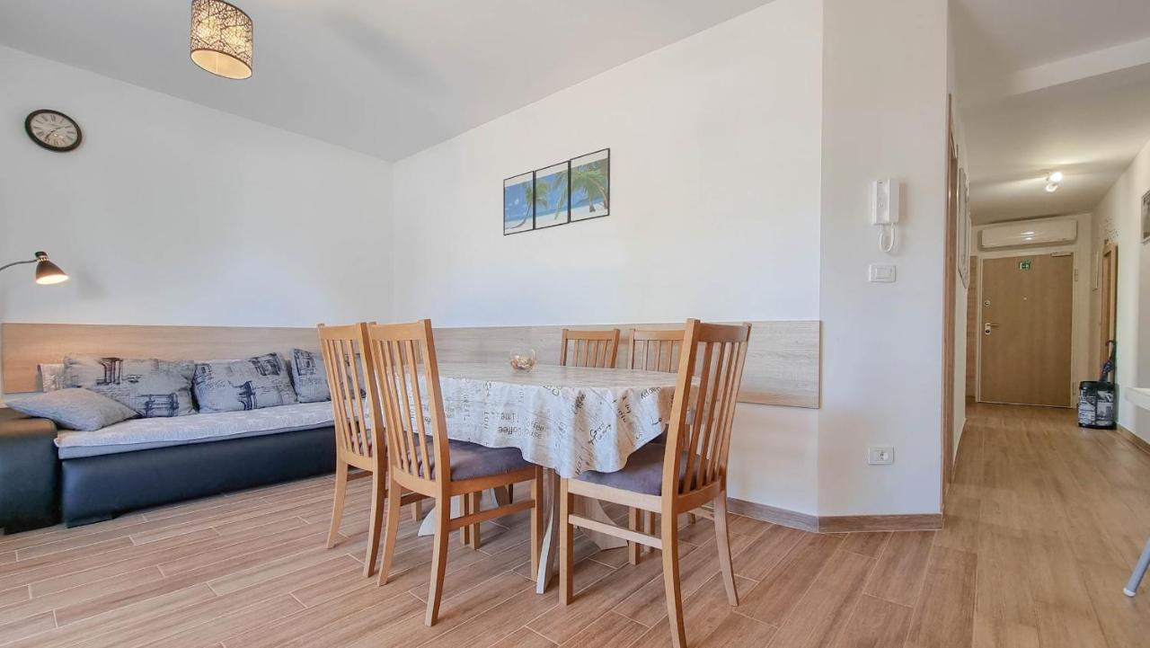 Antonio Apartment Umag Exterior foto